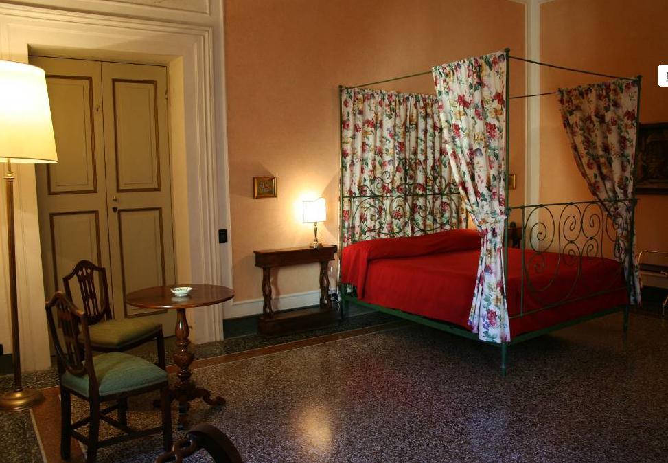 Bed and Breakfast Palazzo Tucci Residenza D'Epoca Lucca Zimmer foto