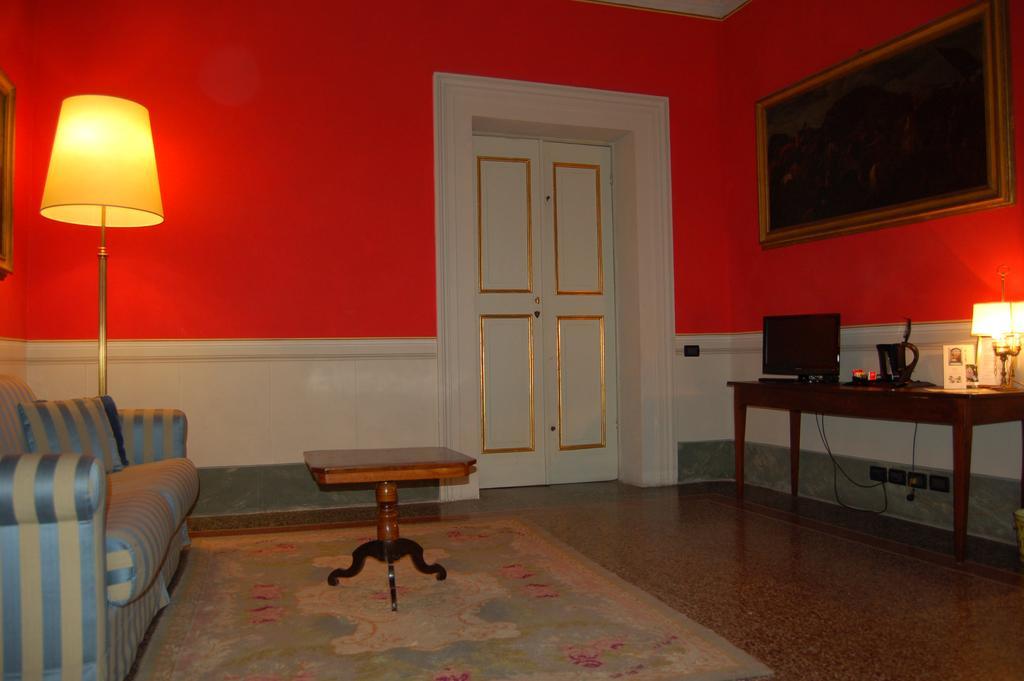 Bed and Breakfast Palazzo Tucci Residenza D'Epoca Lucca Zimmer foto