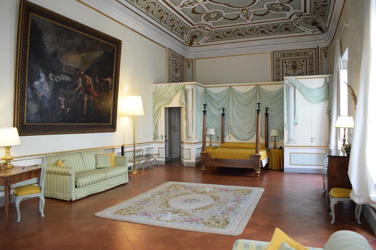 Bed and Breakfast Palazzo Tucci Residenza D'Epoca Lucca Exterior foto